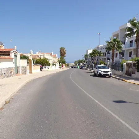 3 Bedroom Luxury Villamartin