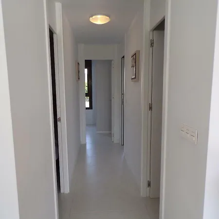 3 Bedroom Luxury Villamartin Appartement *